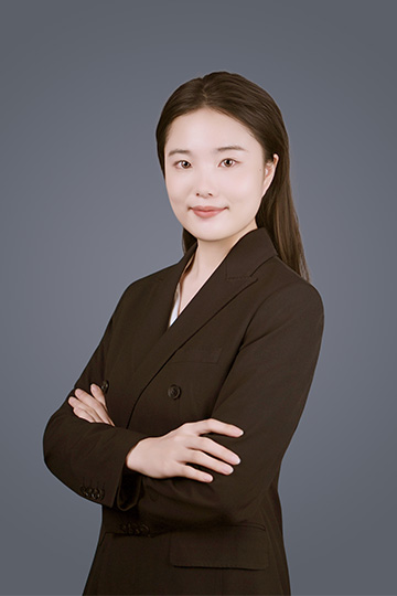 刘朋娇老师照片